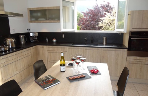 Maubec House | HOUSE & SPA FACING Luberon