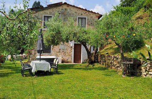 Fondagno House | House surrounded by greenery with swimming pool and whirlpool.