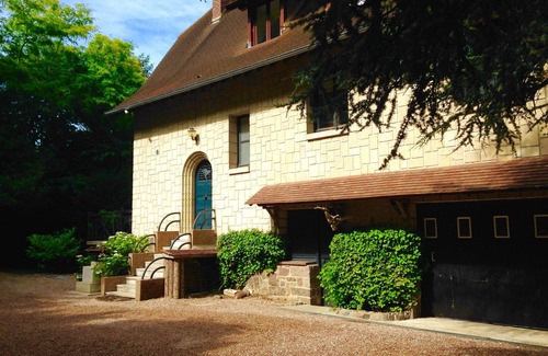 Connelles Villa | House to rent for 6-12 people in Vaudreuil-27-Louviers-Gaillon- Andé-Rouen