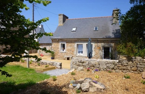 Pleubian House | House Typical fisherman’s cottage 600 m from the sea (pets welcome)