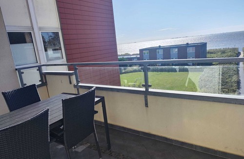 Wyk auf Foehr Apartment | House Uthlande 17, living with a sea view!