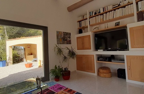 Cabrieres-dʼAigues House | house/villa - 7 rooms - 6/7 persons