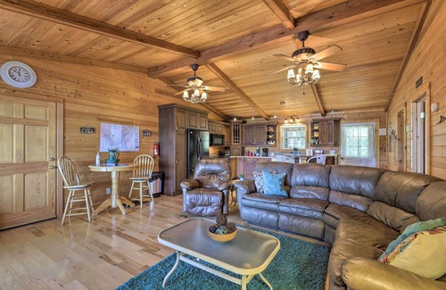 Milledgeville Cottage | House w/Dock + Slide Situated on Lake Sinclair!