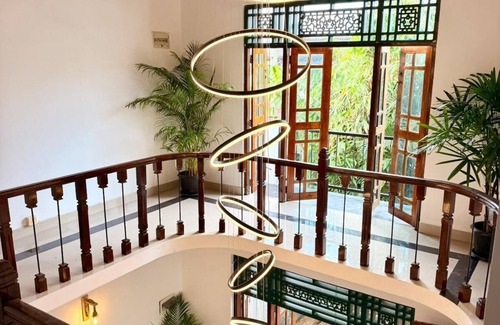 Mount Lavinia House | House with Private Pool Perfect for Family Holiday