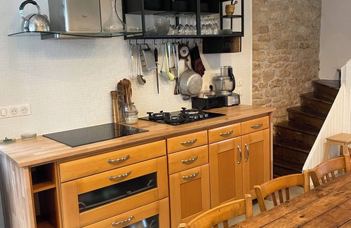 Arceau House | House with garden and pool, charming outdoor courtyards