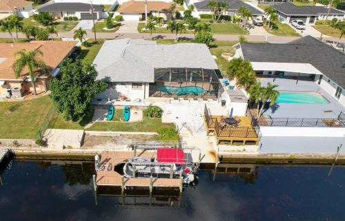 Cape Coral House | House With A Boat - Boat, Heated Pool, Fishing