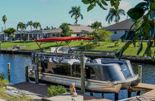 Cape Coral House | House With A Boat - Boat, Heated Pool, Fishing