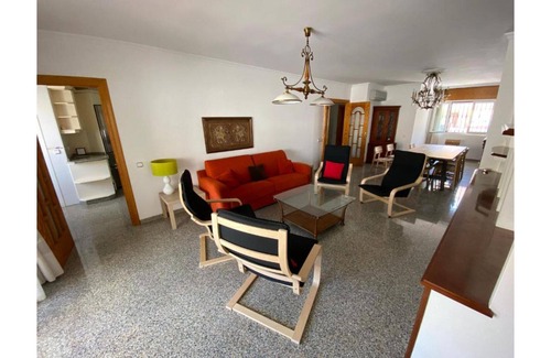 Roquetas de Mar House | House with an excellent location, 200 meters from the Romanilla beach