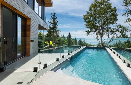 La Malbaie House | House with belvedere