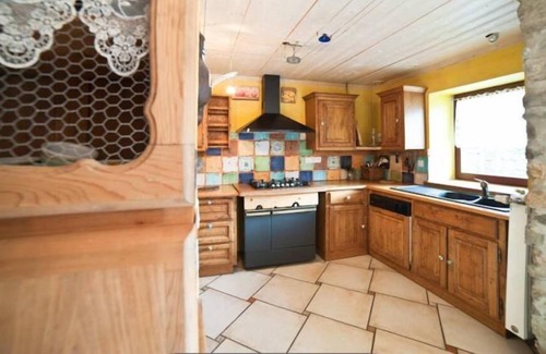 Albiez-Montrond Ski Chalet | House with character