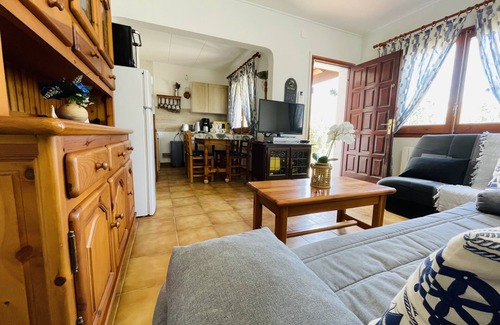 Castello d'Empuries House | House with private pool in quiet neighborhood