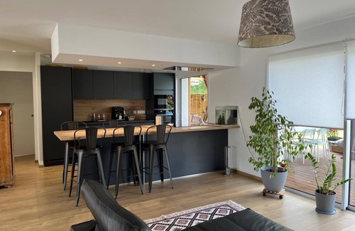 Saint-Julien-en-Born House | House with swimming pool near Contis beach, cycle path and all amenities