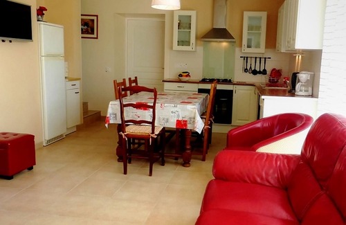 Saint-Paterne-Racan Cottage | House with heated pool and spa in Touraine