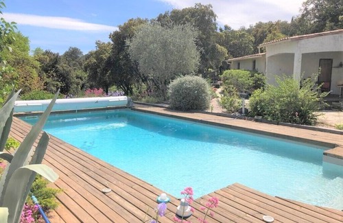 Caremeau House | House with garden and XL pool 5 minutes from the center
