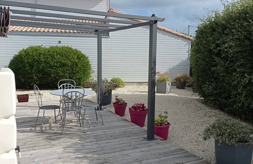 Marsilly House | House with garden near île de Ré