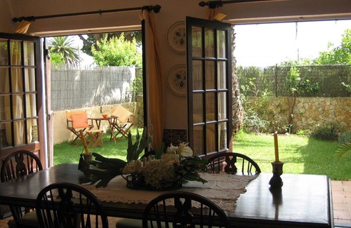 Sesimbra Villa | House with garden in Sesimbra 900 m to the beach and 35 Km from Lisbon
