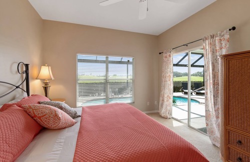 Falcons Glen House | House with Private Heated Pool on Golf Course