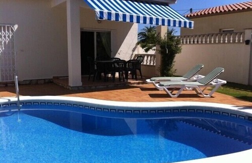 L'Escala House | House with private pool and garden in L'Escala at 1500 m of the beach