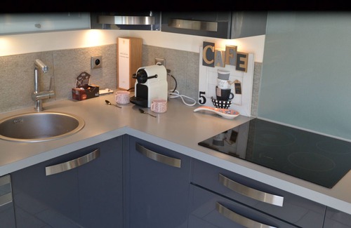 Jouy-le-Moutier House | House with Spa & swimming pool. An ideal place to relax!