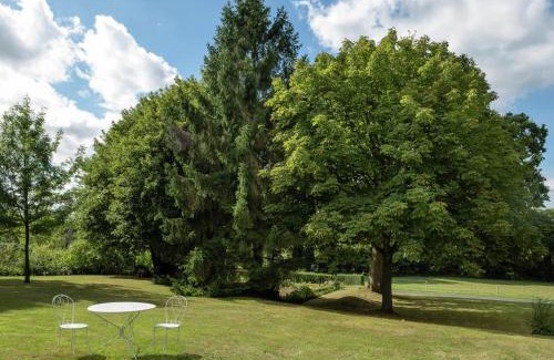 Bonnemain House | House with stunning views across the meadows