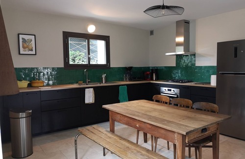 Auch House | House with swimming pool sleeps 13. A 15-minute walk from the historic center of Auch!