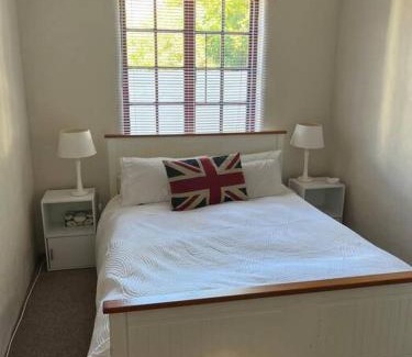 Hout Bay Apartment | Hout Bay Perfection -Studio Apartment.