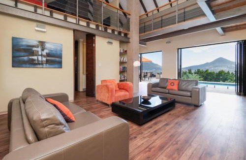 Scott Estate Villa | Houtbay Hilltop Villa