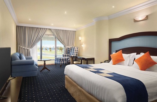 Al Hamra Hotel | Howard Johnson by Wyndham Dammam