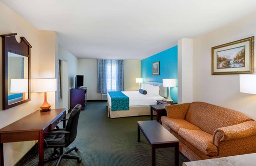 Houma Hotel | Howard Johnson by Wyndham Houma