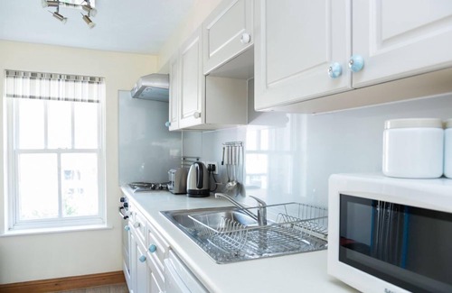 Sedbergh Apartment | Howgills Apartment 11 (self-catering accommodation with free parking and Wi-Fi)