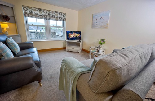 Sedbergh Apartment | Howgills Apartment 11 (self-catering accommodation with free parking and Wi-Fi)