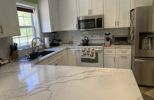 Ballston Spa House | 🔥hSARATOGA HOT SPOT🔥nPremier Vacation Home - Track and Golf Goers Delight 🐎 ☀️