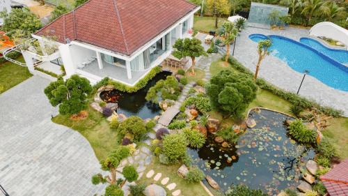 Huong Thuy Villa | Huế Jade Hill Villa