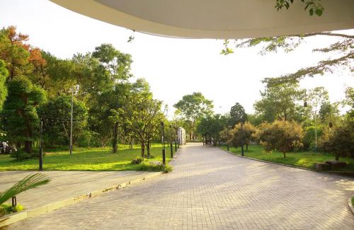 Huong Thuy Villa | Huế Jade Hill Villa