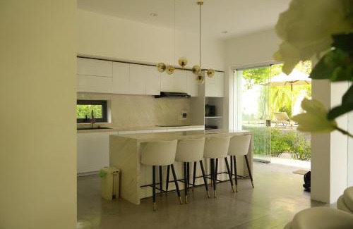 Huong Thuy Villa | Huế Jade Hill Villa