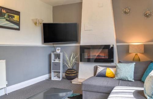 Huddersfield House | Huddersfield House, Wood View