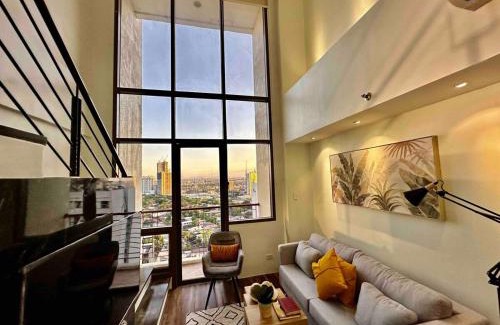 San Lorenzo Apartment | Huge 100-SQM 3BR Loft near Greenbelt Makati