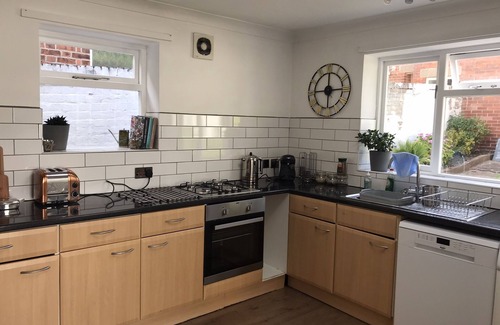 Exmouth House | Huge 5 bed Grade II listed home in heart of town great easy parking for 4 cars