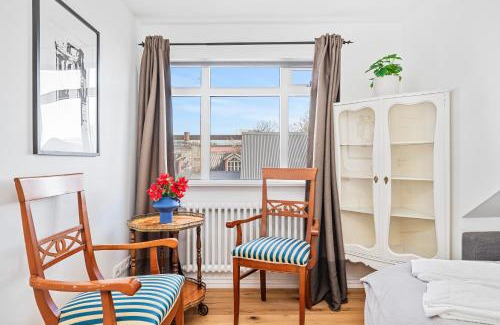 Downtown Apartment | Huge Apartment - Best Location - Large Patio