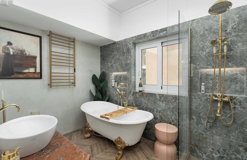 Exarhia Apartment | HUGE Central 4BR/3Bath, Luxury, Wifi, AC, Chef's Kitchen, Wraparound balconies!