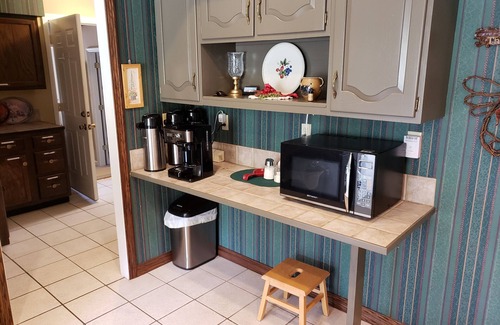 Winchester House | Huge Indiana Family Reunion Villa with Indoor Pool, Hot Tub, Game Rm 8 BR, 7 BA