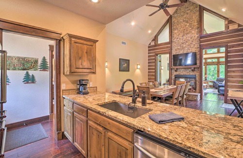 Vian Cabin | Huge Vian Family Retreat: Hot Tub + Game Room