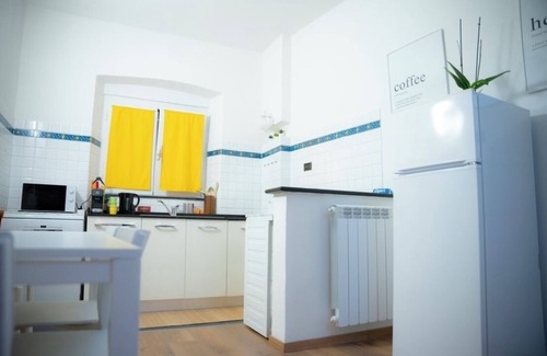 Savona Apartment | HULU: Experience Timeless Elegance in Our Historic Retreat