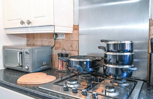 Gateshead Apartment | Humble Home NE - Short & Long stay or Contractors 1