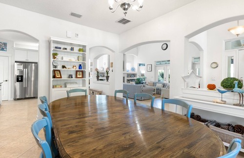 Sugarwood Beach House | Hummingbird Cottage - Sugarwood Beach Home With Carriage House And 3 Bicycles