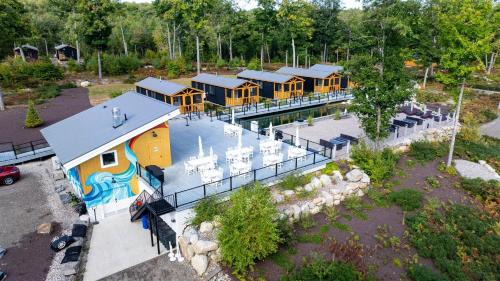 North Sebago Villa | HUMMINGBIRD LIMIT 3 cabin