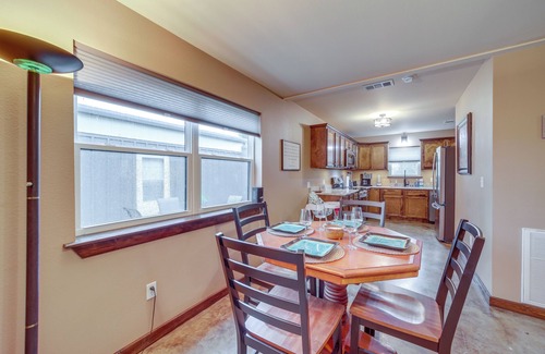 Daisy House | Hunt, Fish & Enjoy the Outdoors: Rural Atoka Home