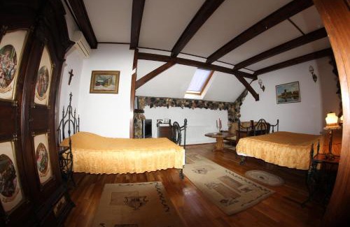 Turda Hotel | Hunter Prince Castle Hotel