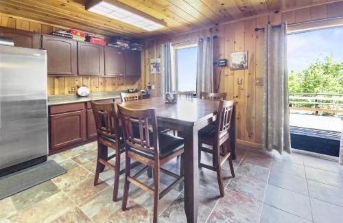 Mammoth Creek House | Hunter`s Hideout Panguitch Lake