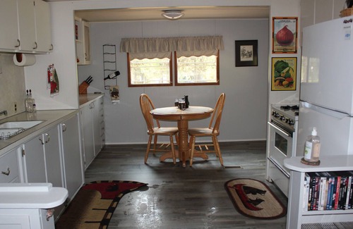 Granite House | HUNTERS DELIGHT with all the luxuries of home. Hike, Bike, Fish, or RELAX